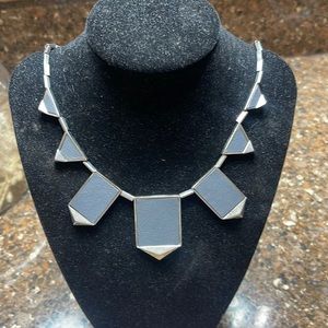 🌺NWT HOUSE OF HARLOW ADJUSTABLE NECKLACE🌺